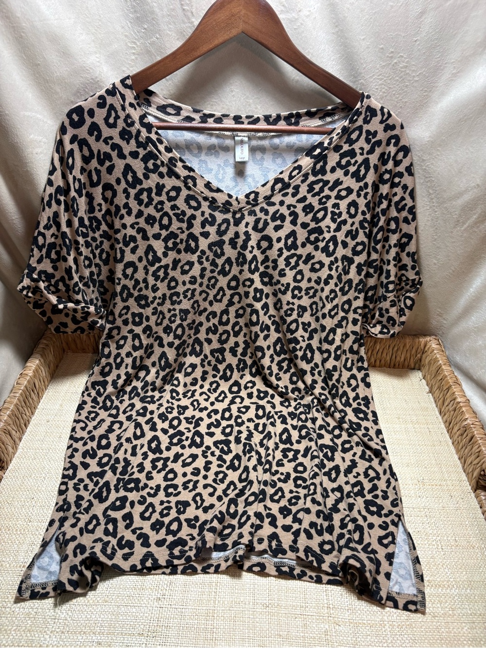 MILOUFO Leopard Print V-Neck Tunic Top Women’s Large Animal Print